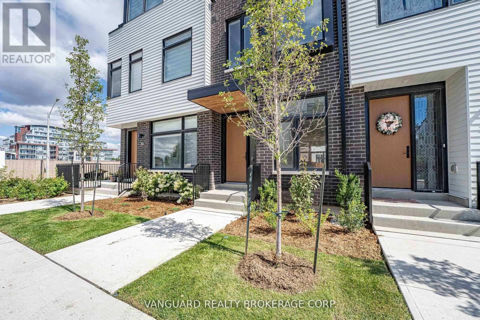 21 - 15 LOU PARSONS WAY Image 43