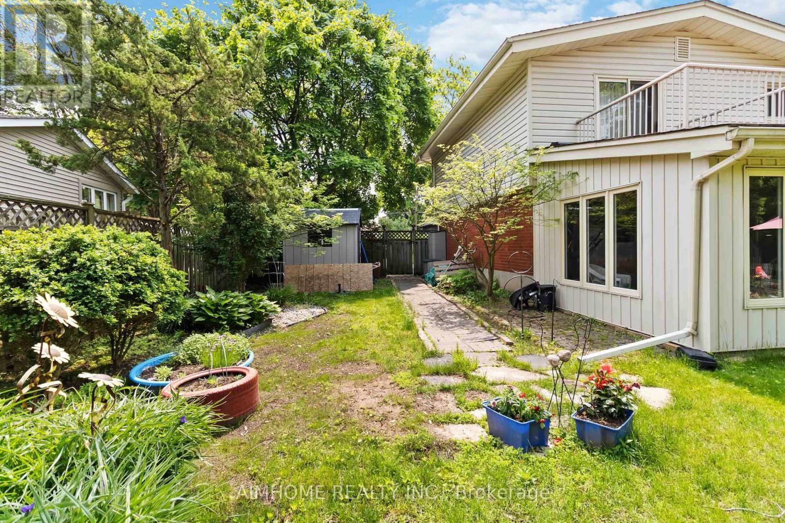 1031 MARLEY CRESCENT Image 33