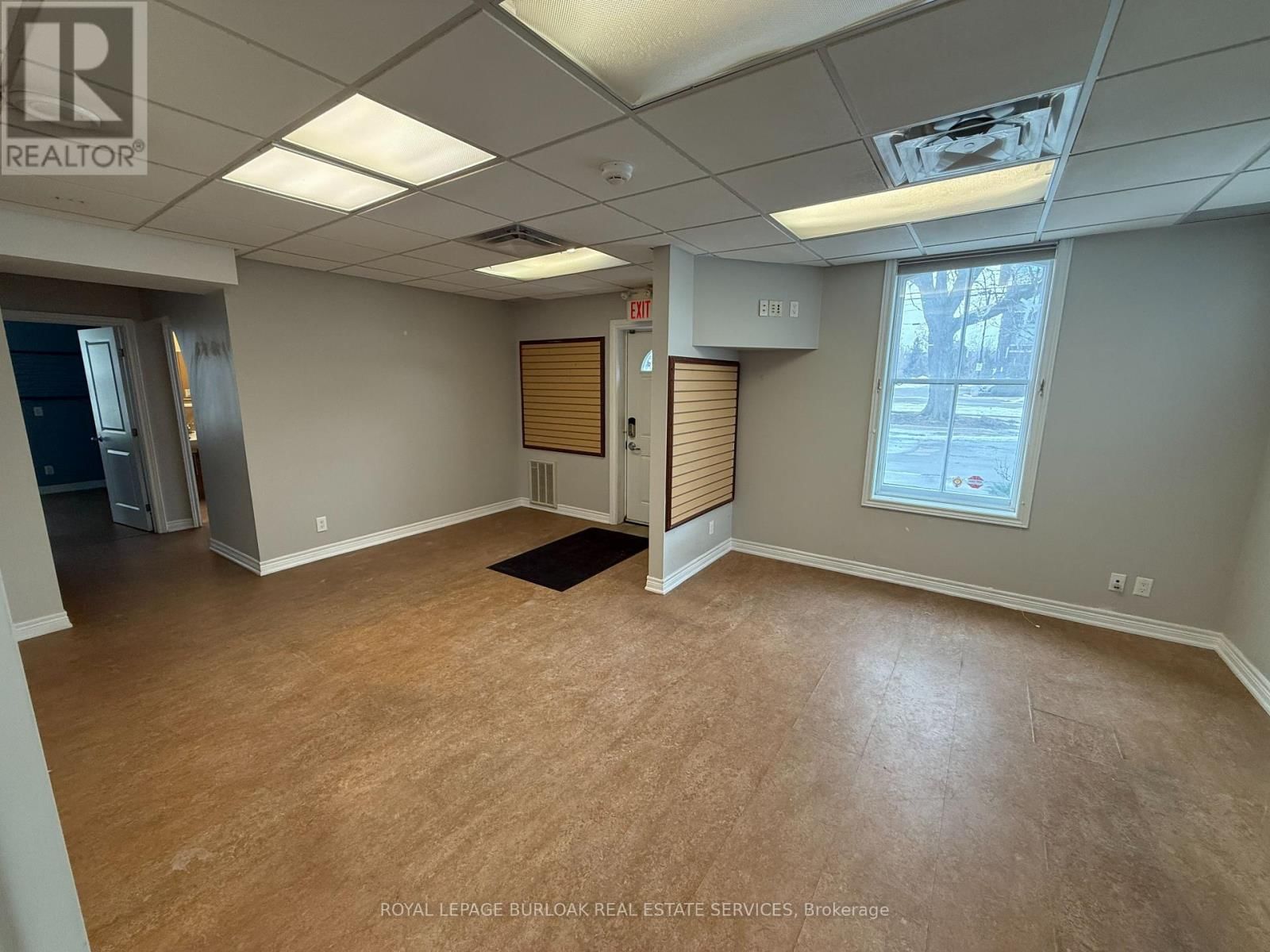 446 PLAINS ROAD EAST Image 11