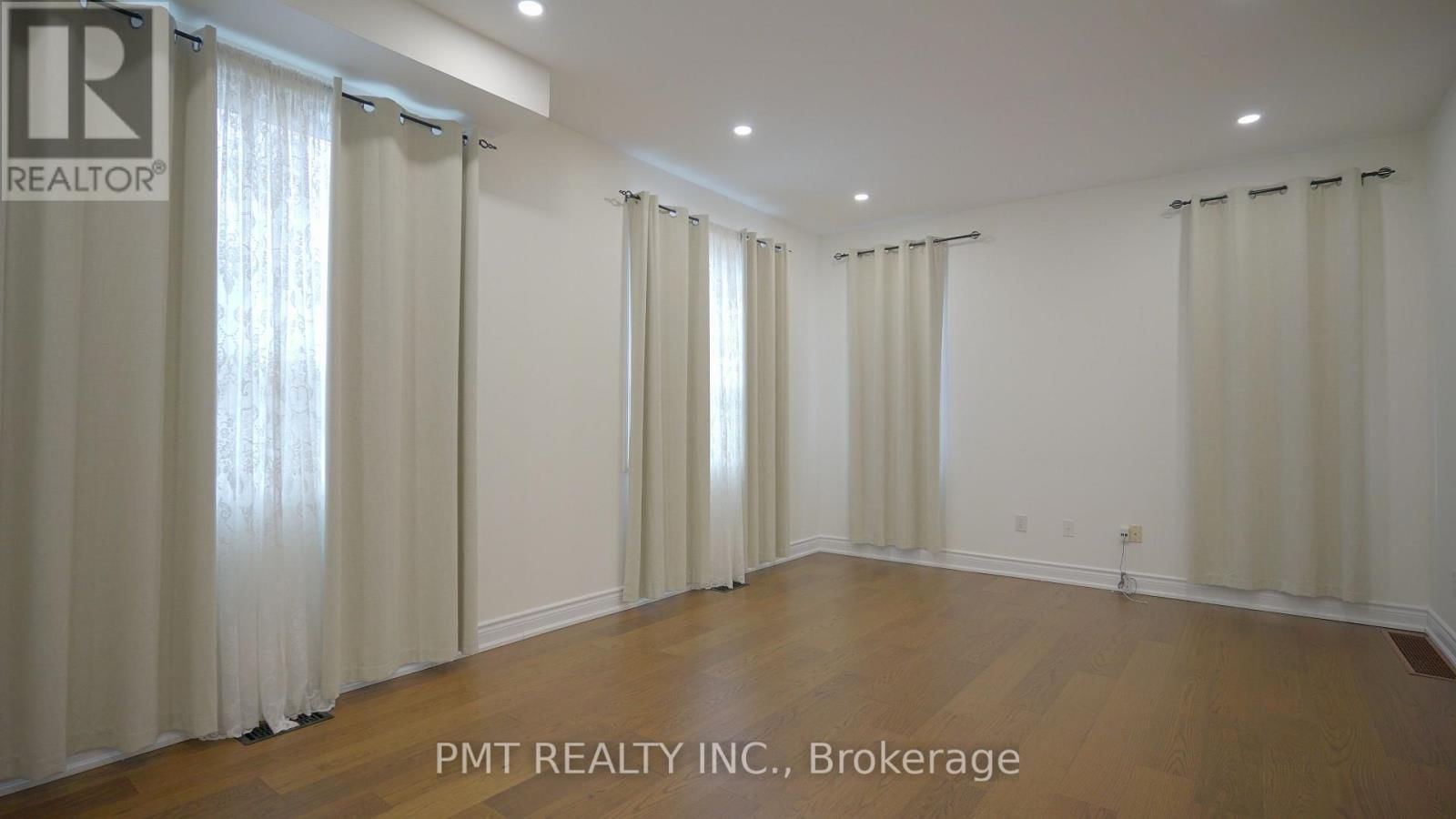 21 - 7155 MAGISTRATE TERRACE Image 6