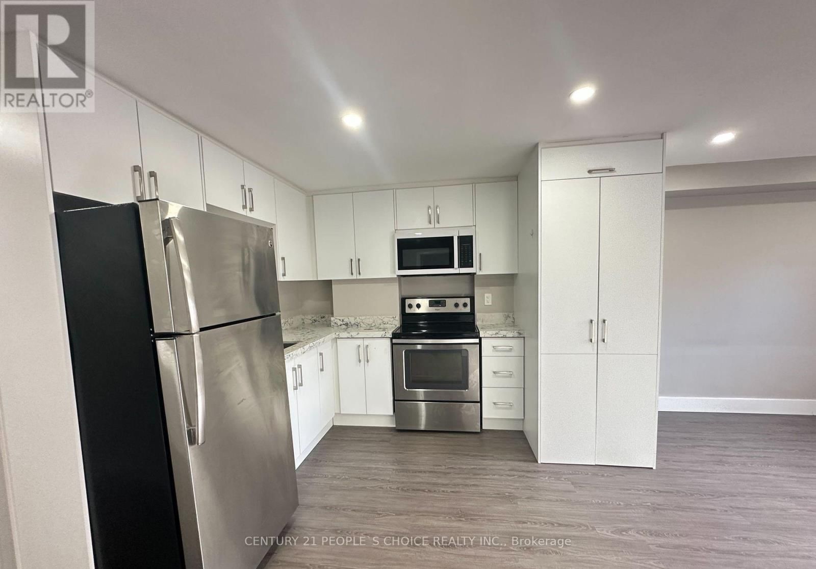 Unit 2 - 199 AVONDALE BOULEVARD Image 3