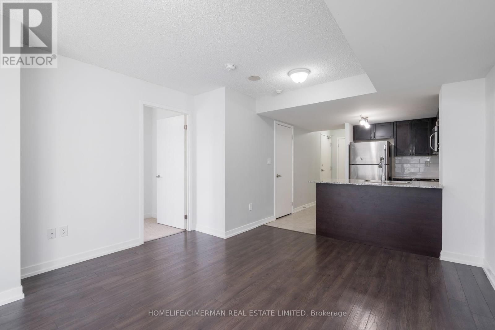 316 - 816 LANSDOWNE AVENUE Image 11