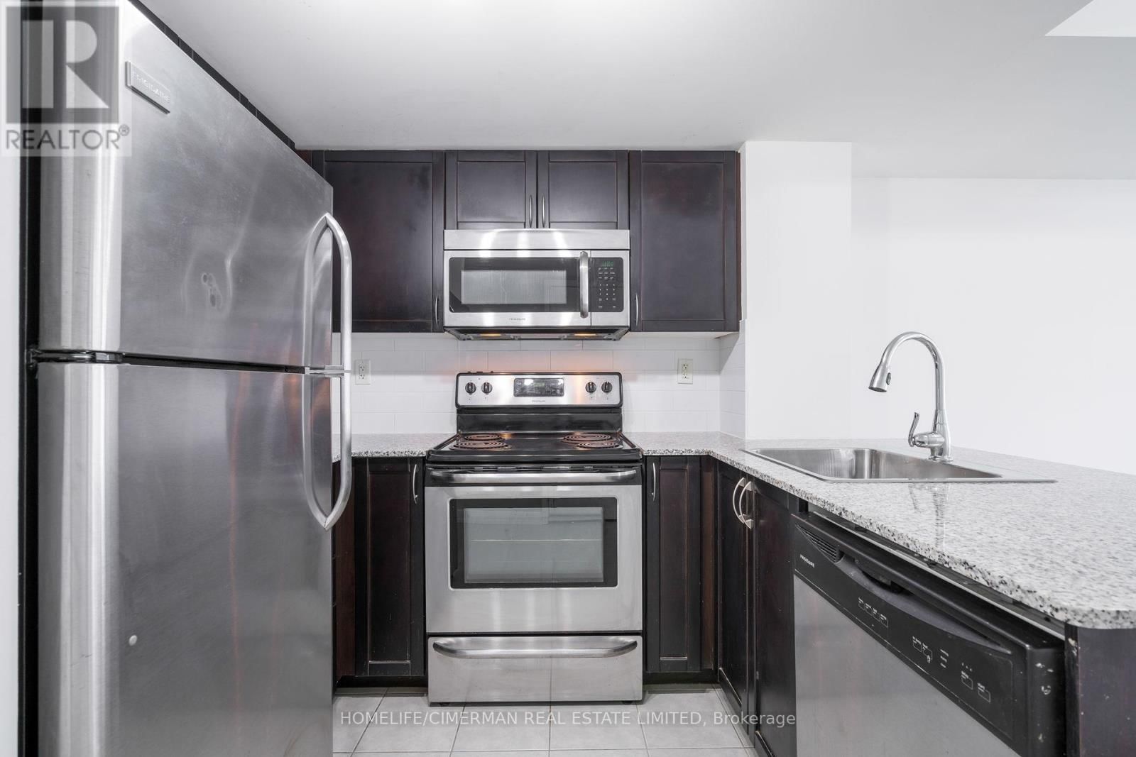 316 - 816 LANSDOWNE AVENUE Image 15