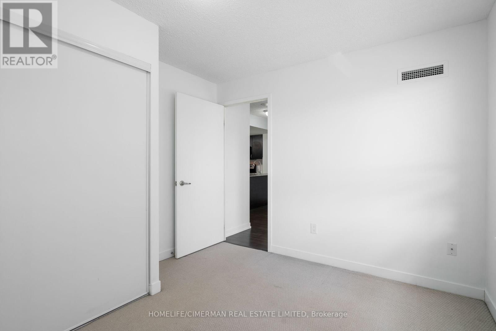 316 - 816 LANSDOWNE AVENUE Image 22