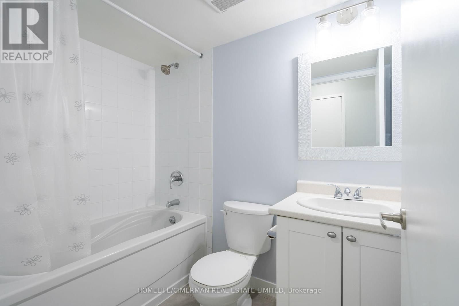 316 - 816 LANSDOWNE AVENUE Image 24