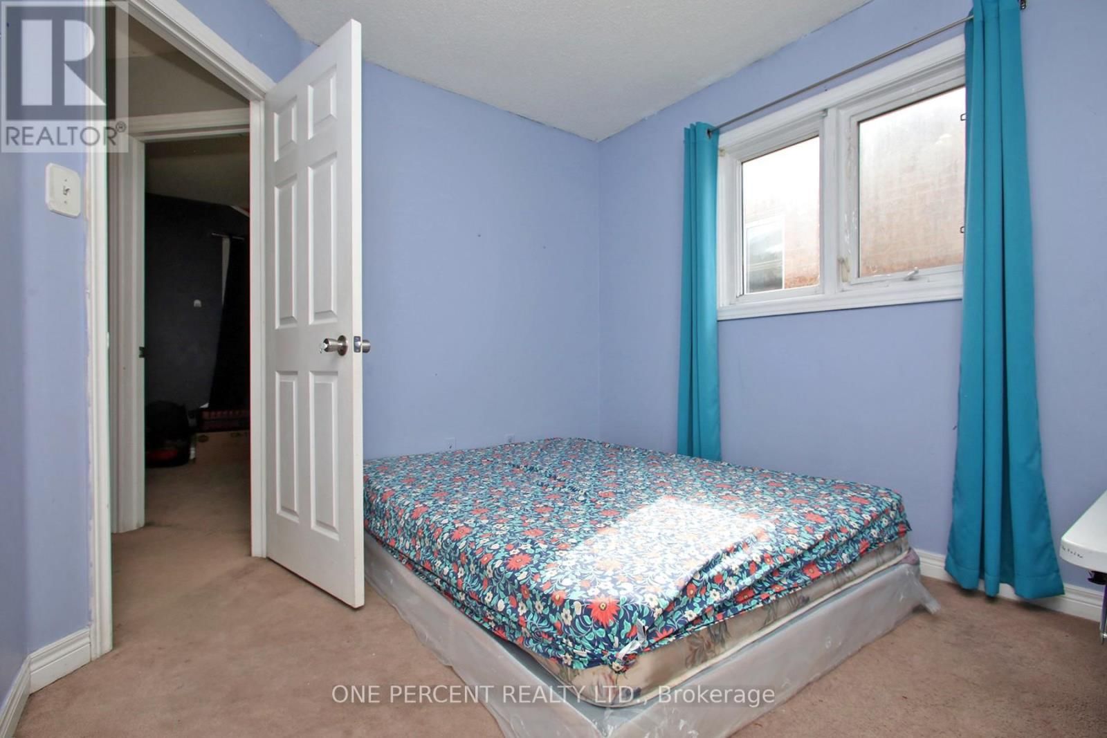 15 MARTREE CRESCENT Image 11