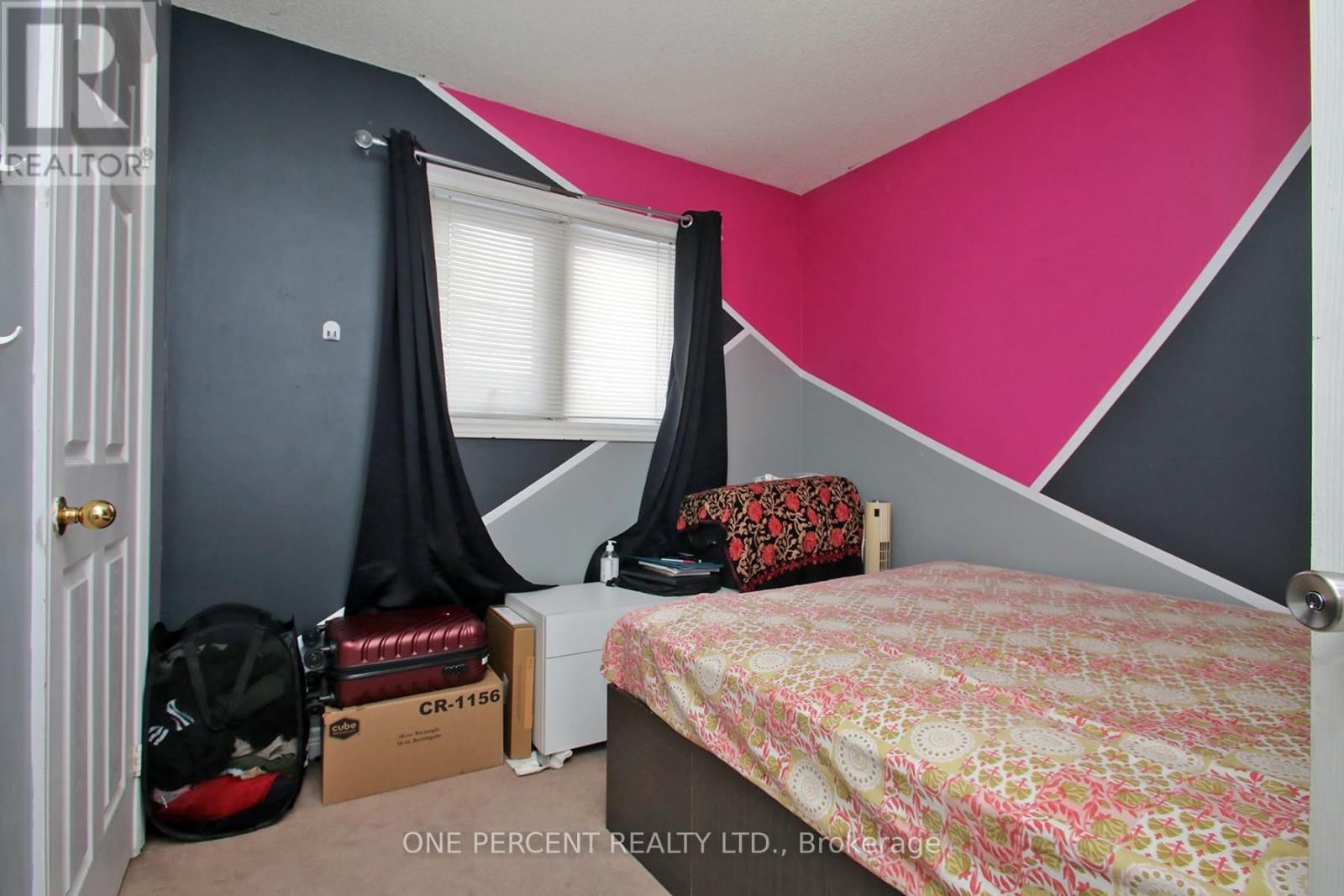 15 MARTREE CRESCENT Image 12