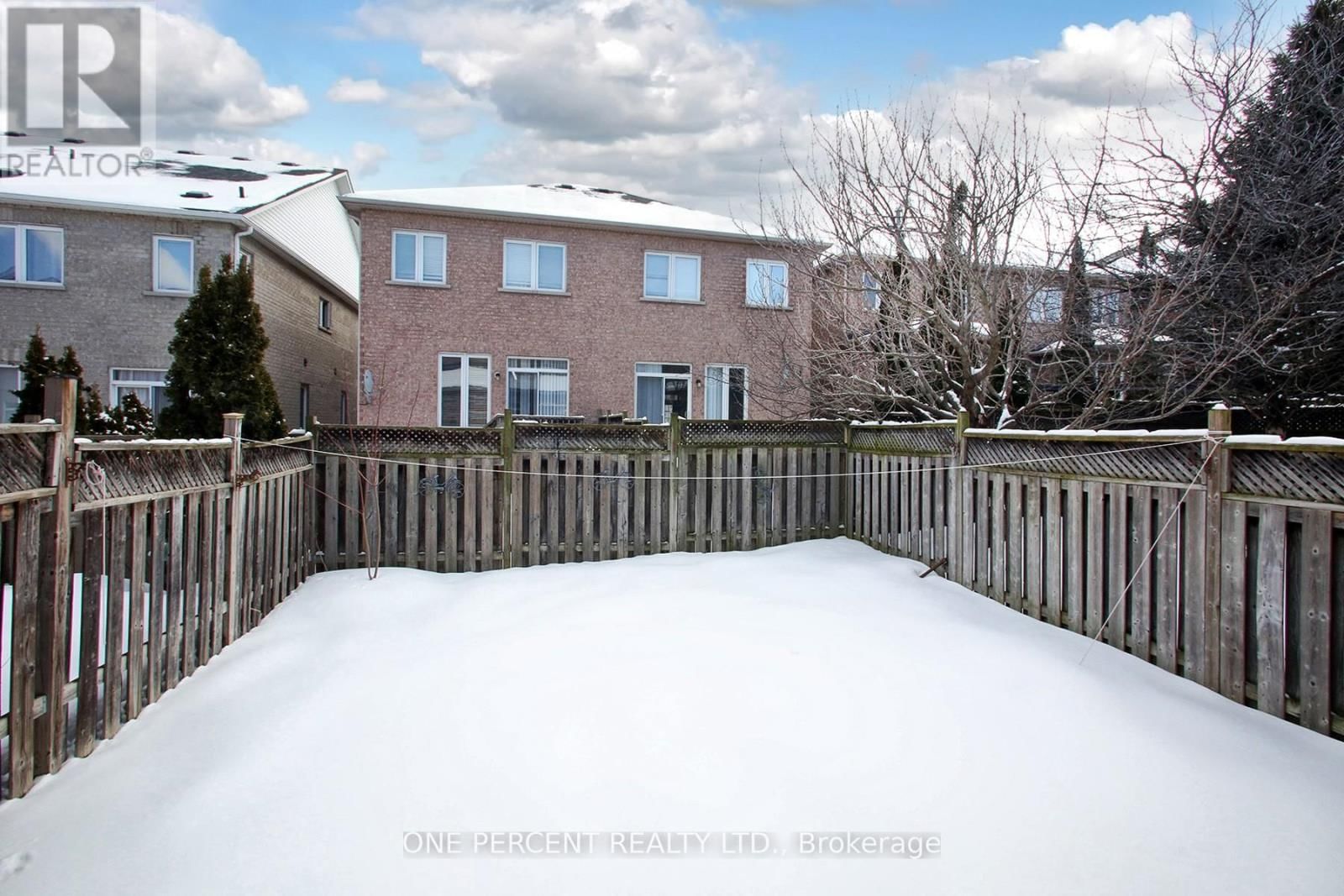 15 MARTREE CRESCENT Image 15