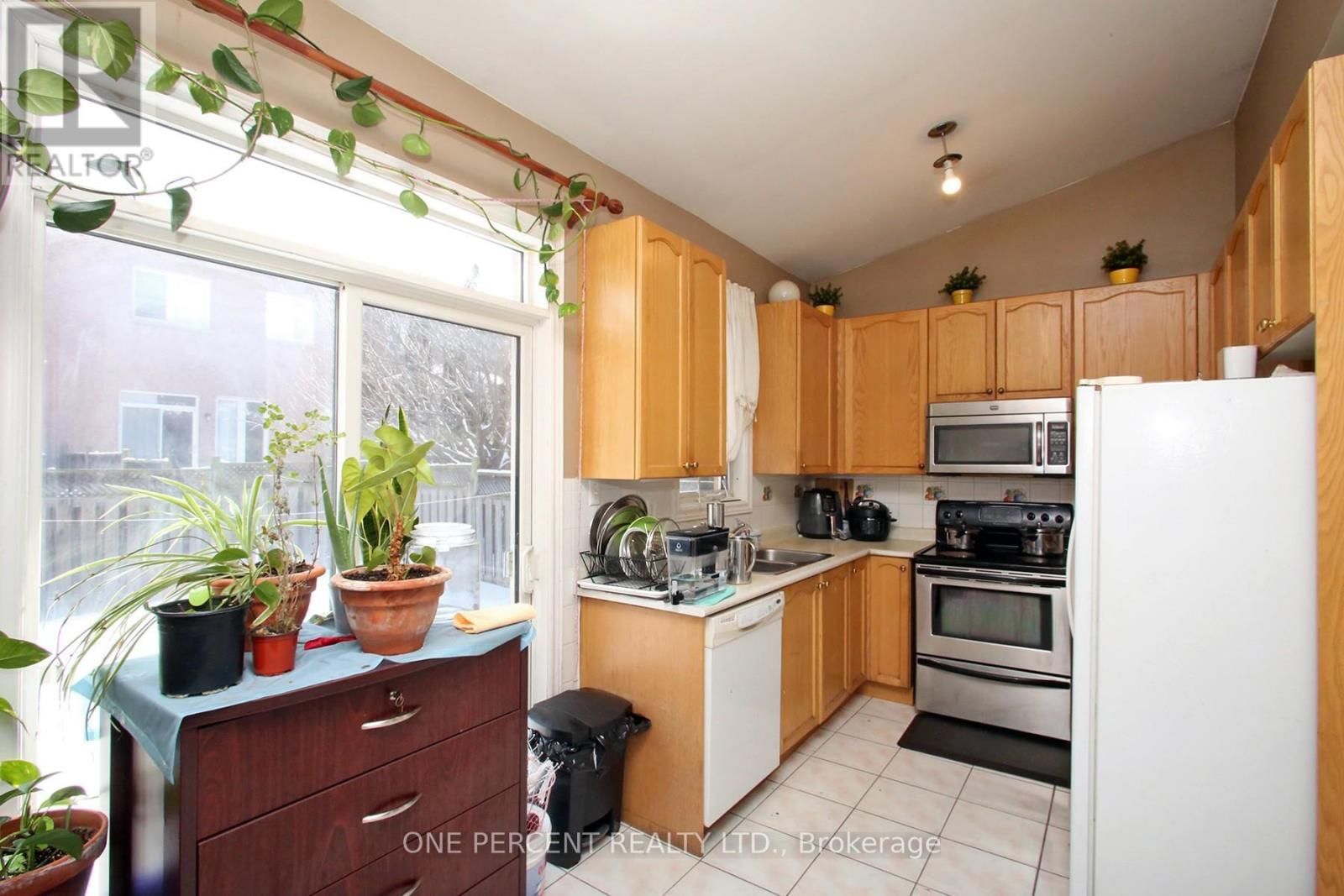 15 MARTREE CRESCENT Image 7