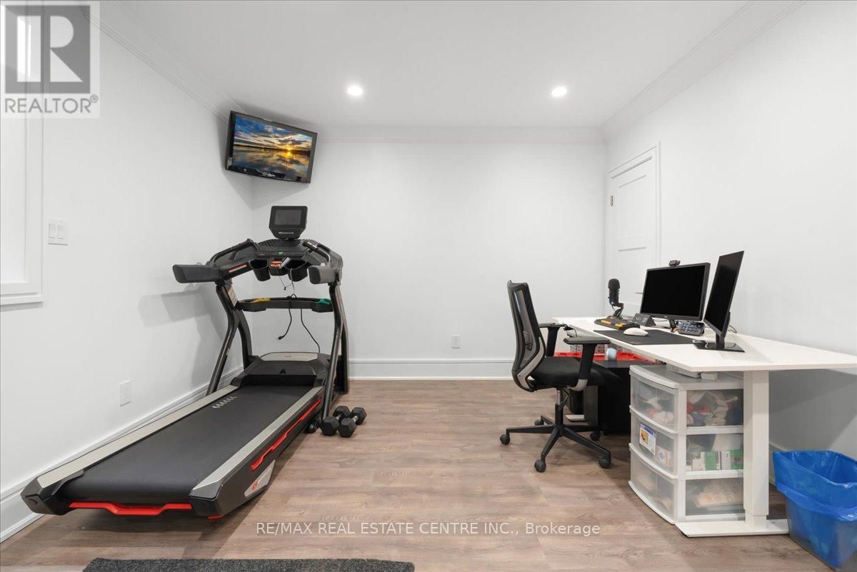 64 AVIEMORE DRIVE Image 41