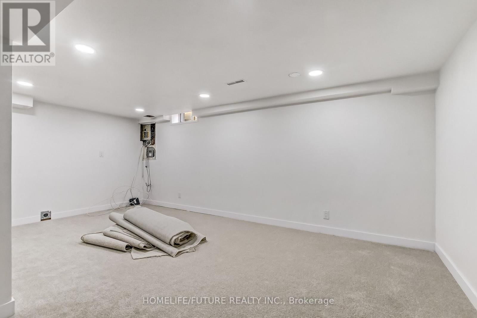 9 - 5610 MONTEVIDEO ROAD Image 18