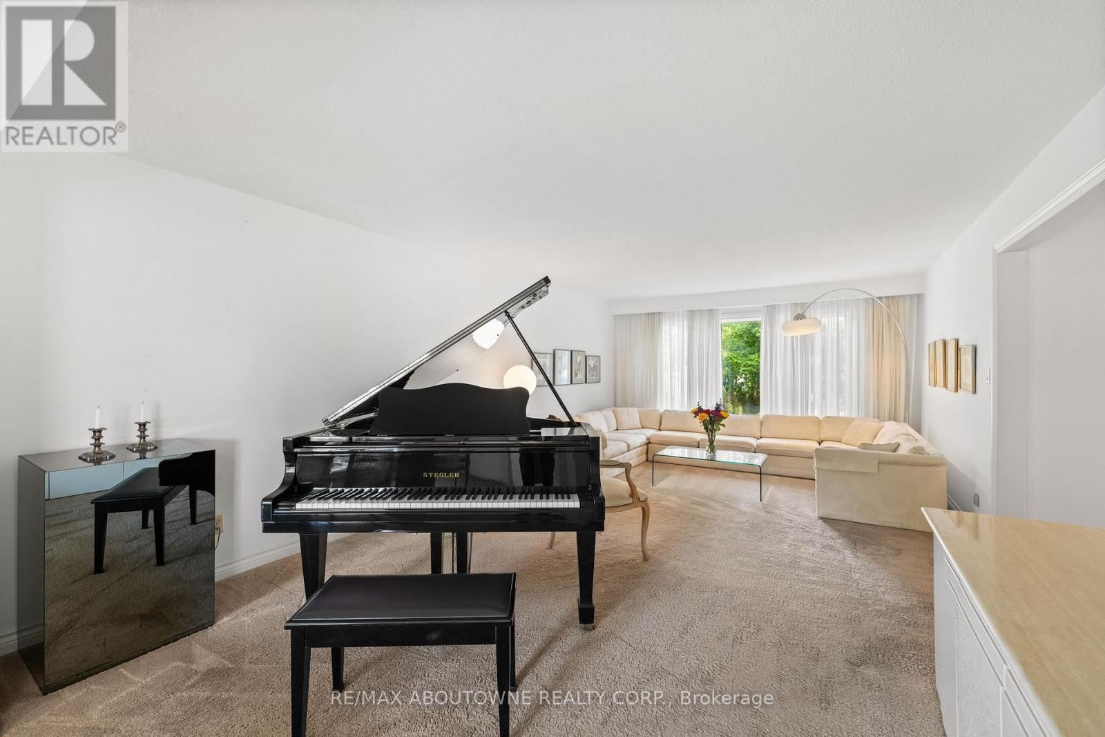 20 ARKENDO DRIVE Image 12