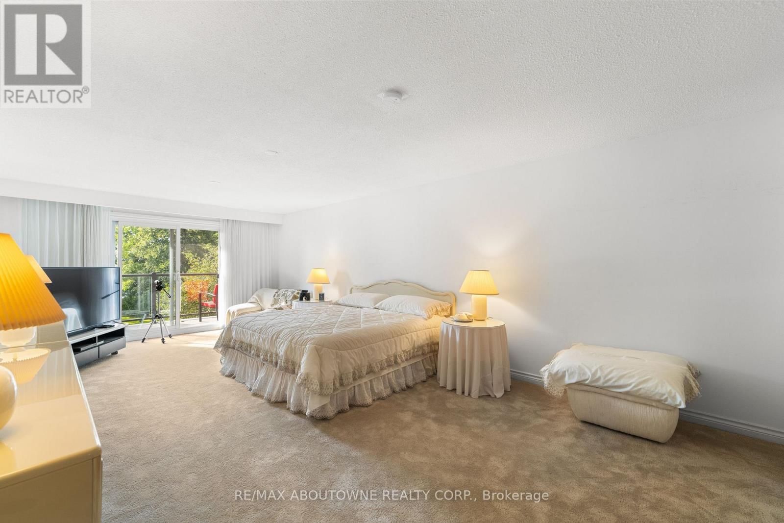 20 ARKENDO DRIVE Image 19