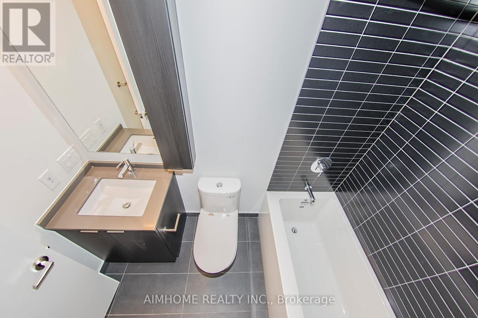 414 - 3009 NOVAR ROAD Image 10