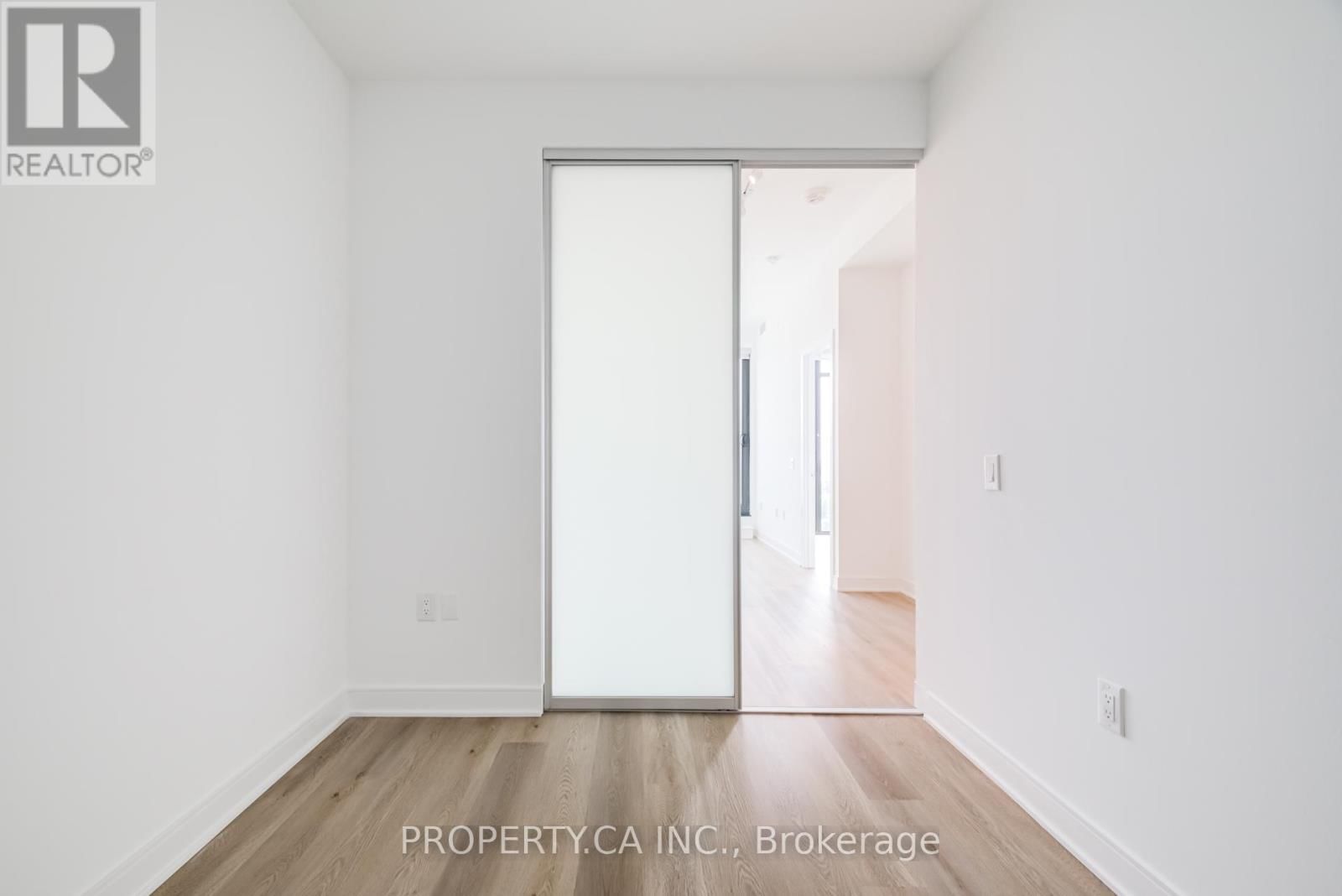 1705 - 86 DUNDAS STREET EAST Image 8