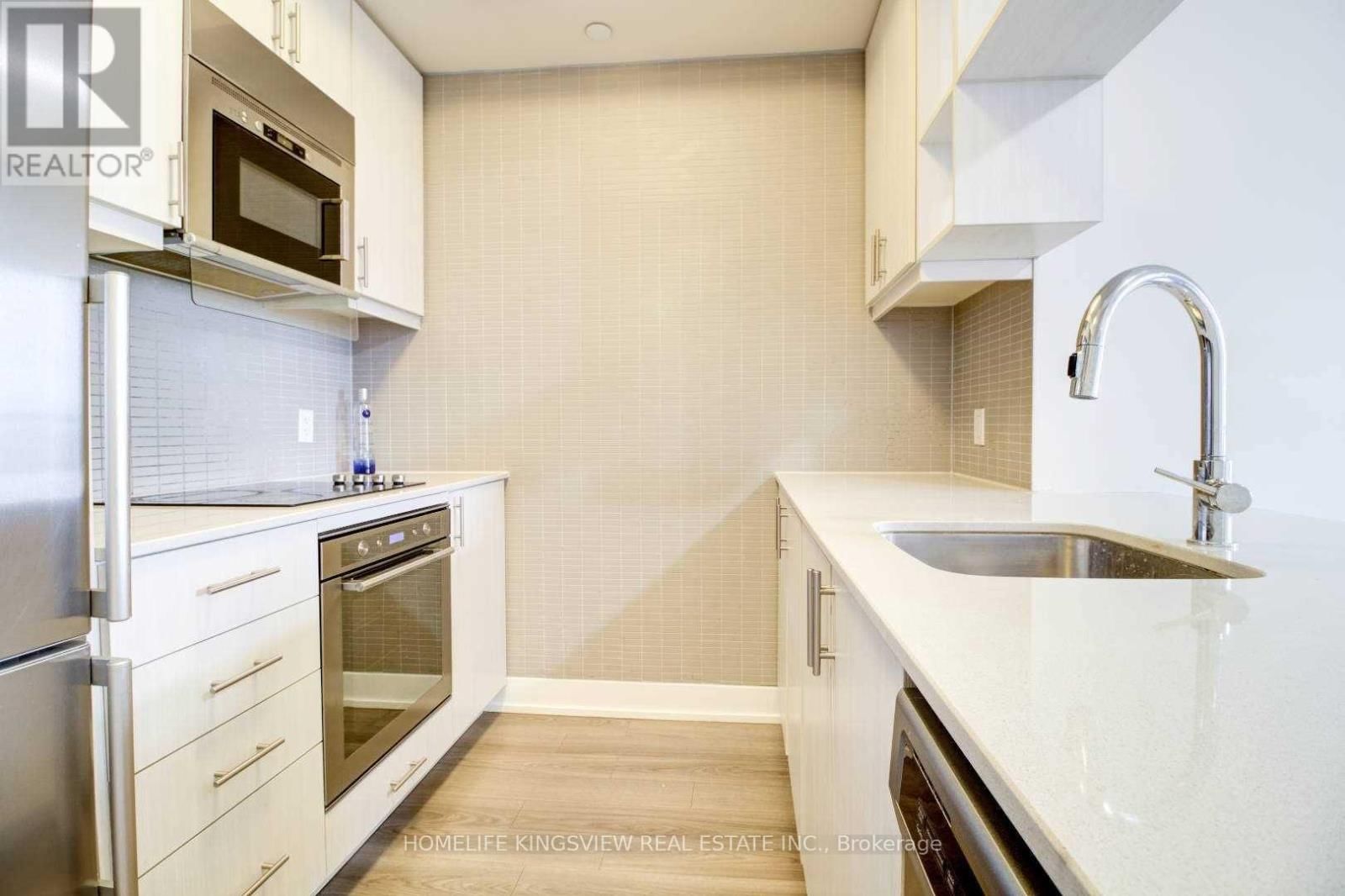 2406 - 6 EVA ROAD Image 10