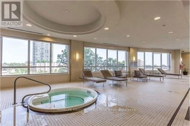 2406 - 6 EVA ROAD Image 18