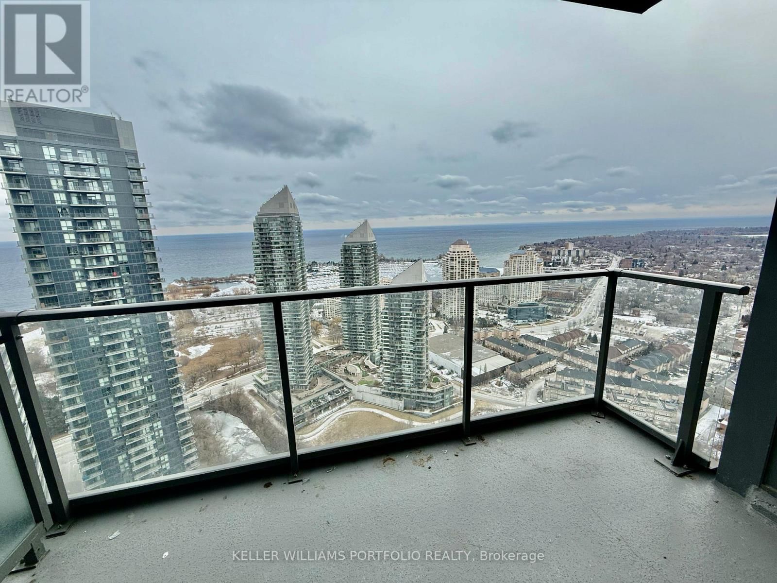 3902 - 36 PARK LAWN ROAD Image 6