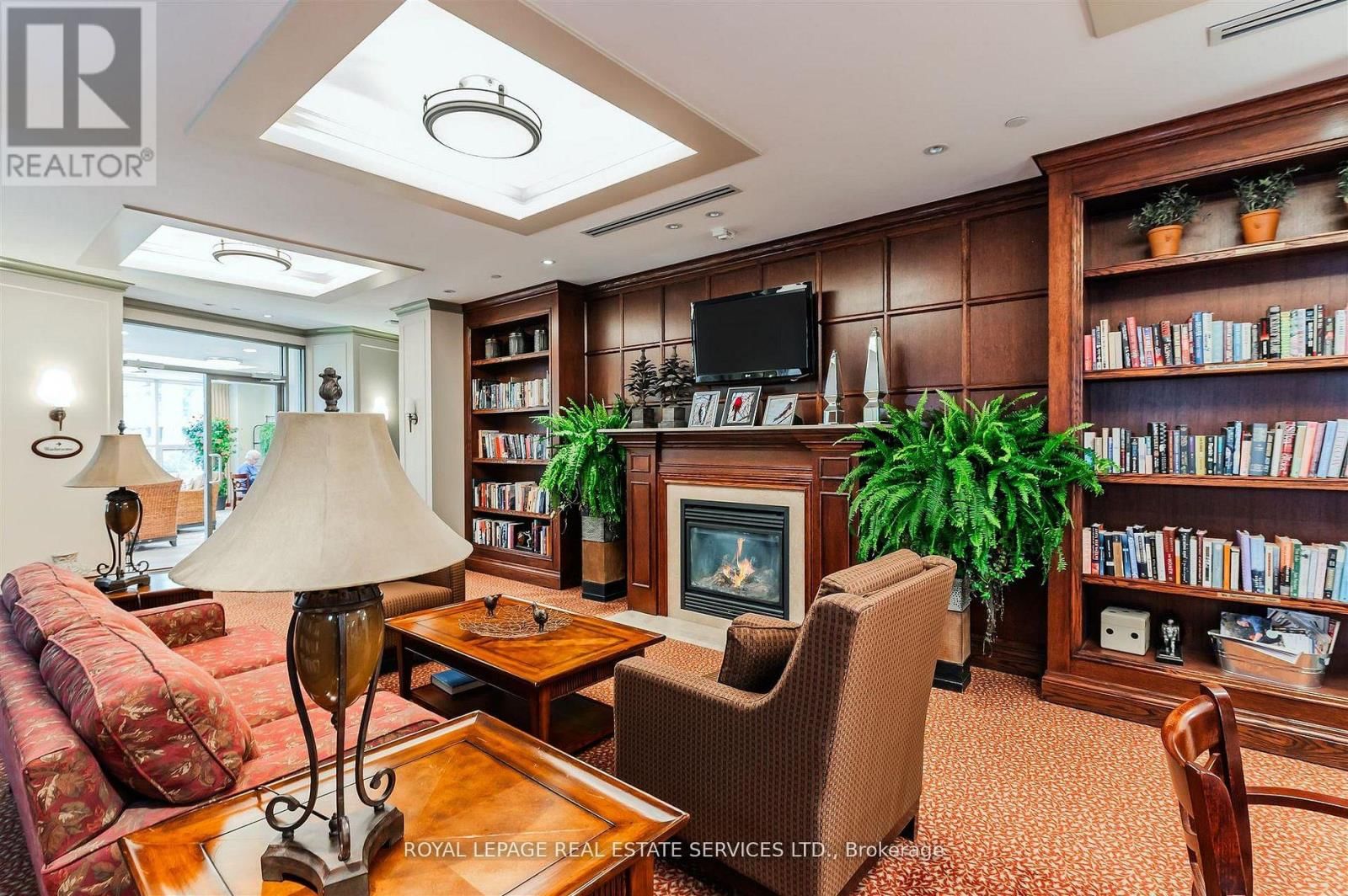 1109 - 3 MARINE PARADE DRIVE Image 26