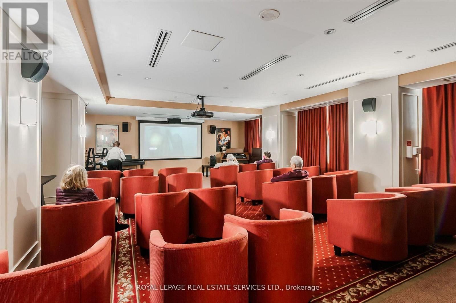 1109 - 3 MARINE PARADE DRIVE Image 34