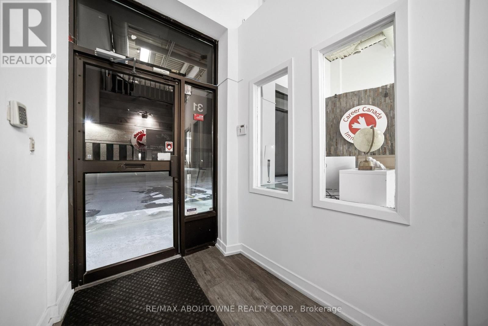 31 - 775 PACIFIC ROAD Image 2