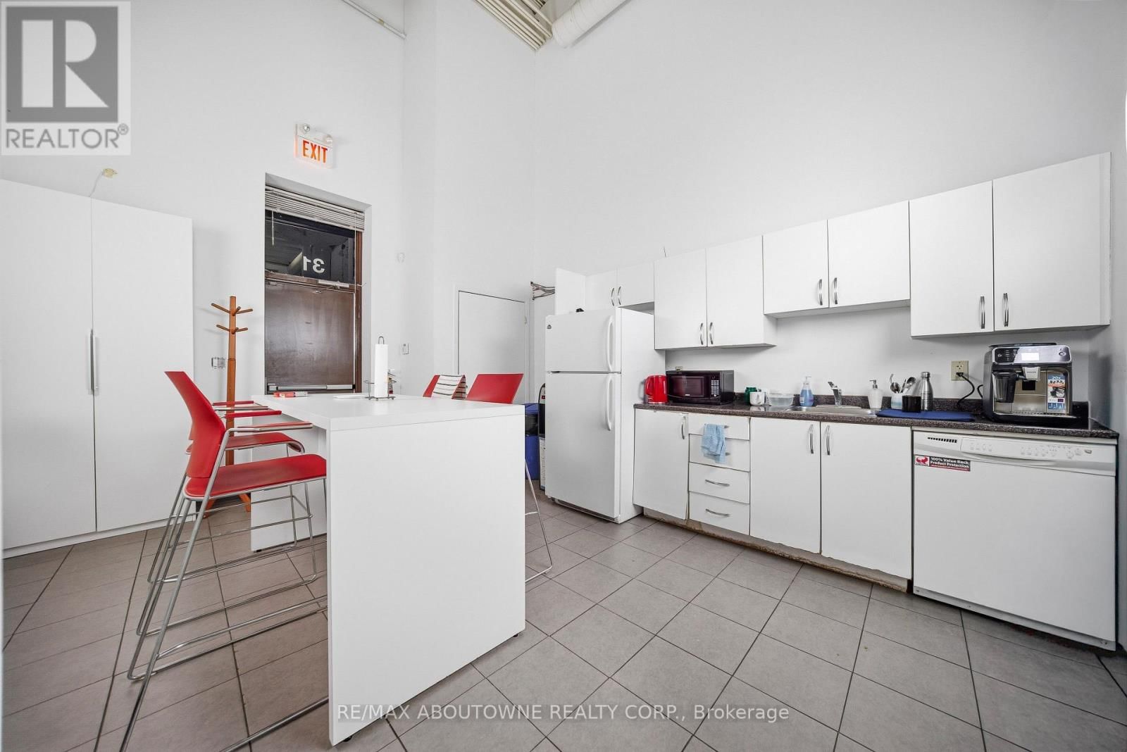 31 - 775 PACIFIC ROAD Image 22