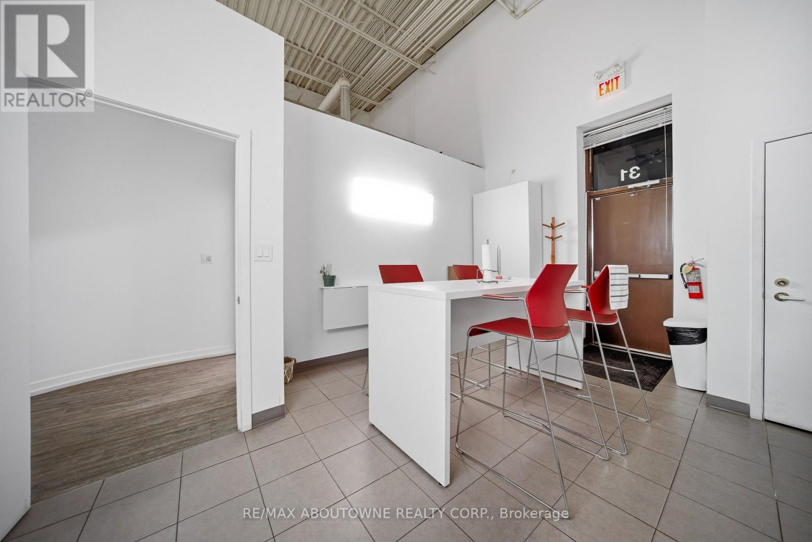 31 - 775 PACIFIC ROAD Image 24