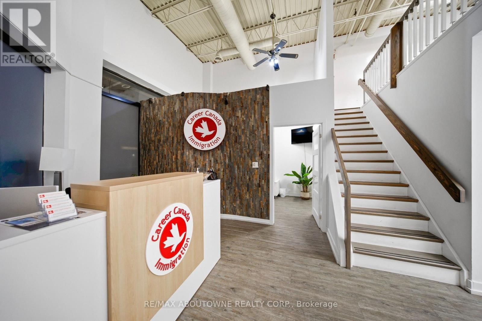 31 - 775 PACIFIC ROAD Image 3