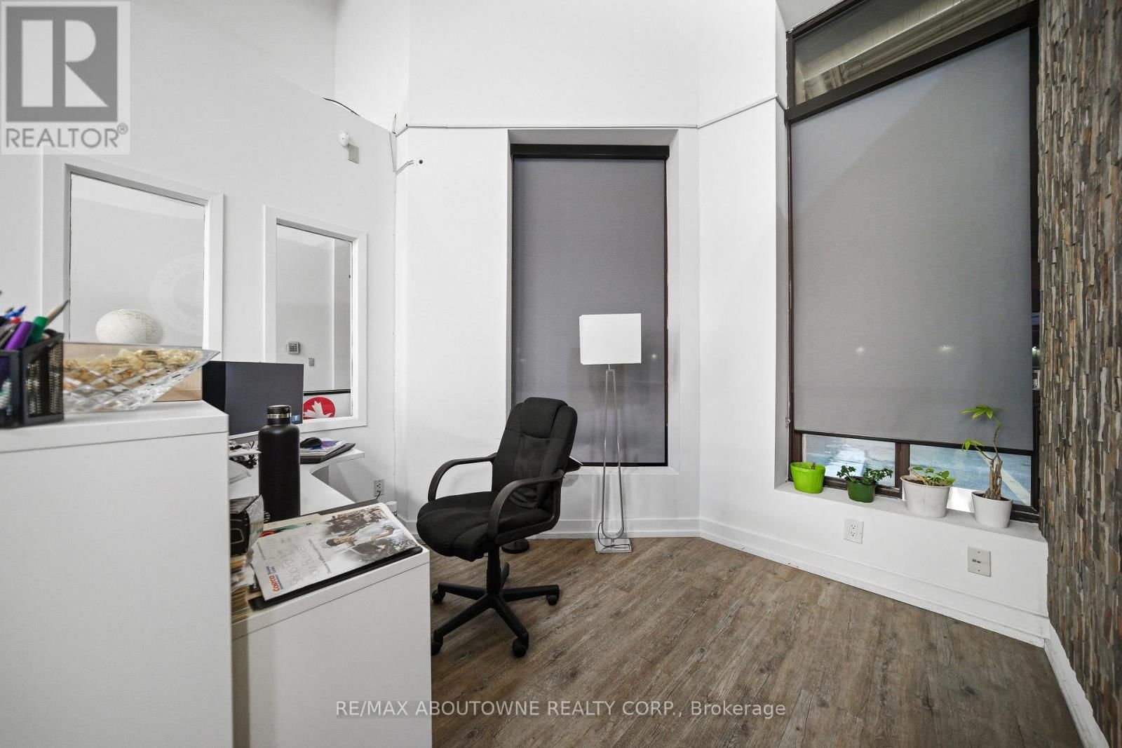 31 - 775 PACIFIC ROAD Image 6