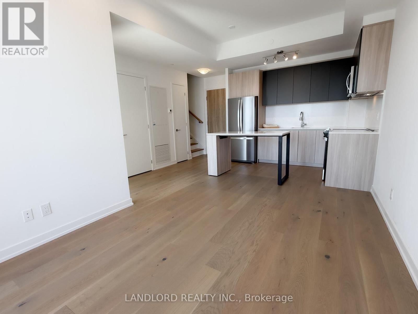 1207 - 3100 KEELE STREET Image 4