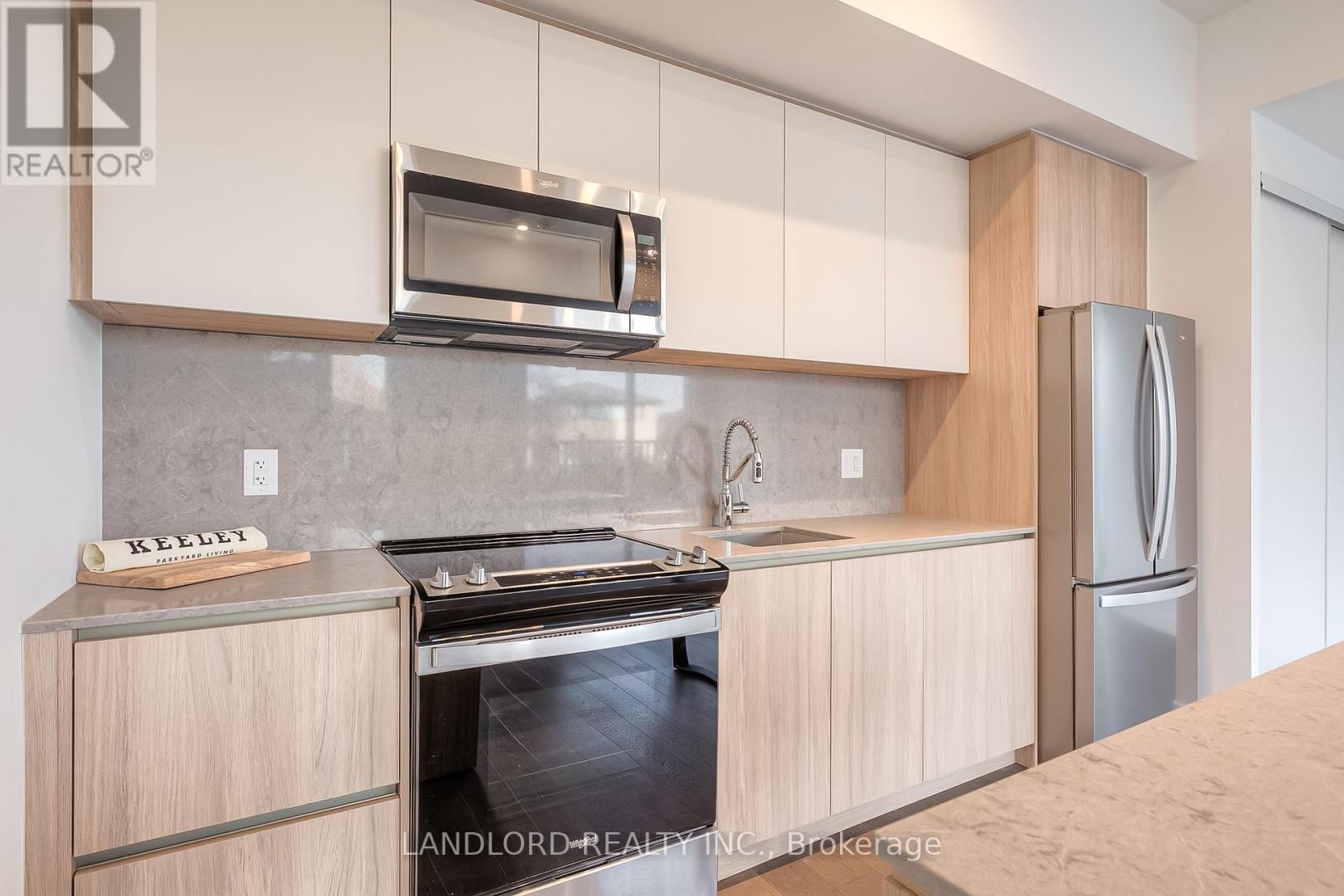 105 - 15 MARYPORT AVE STREET Image 7