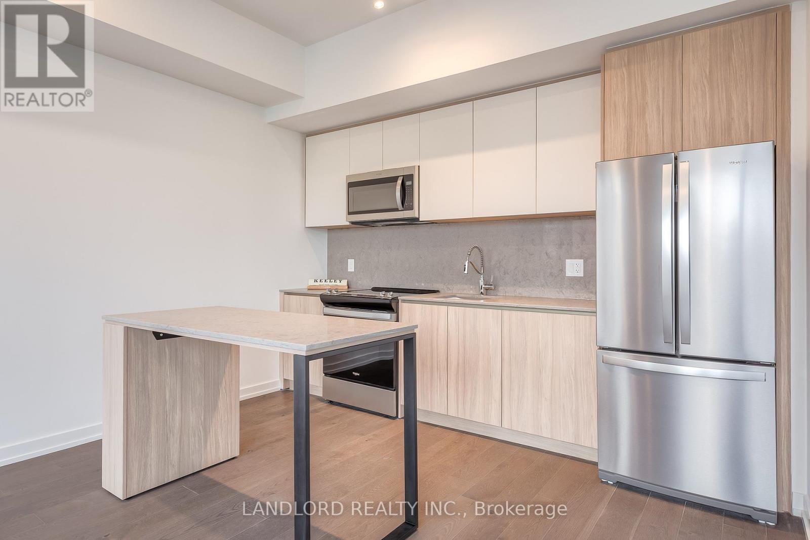 105 - 15 MARYPORT AVE STREET Image 8