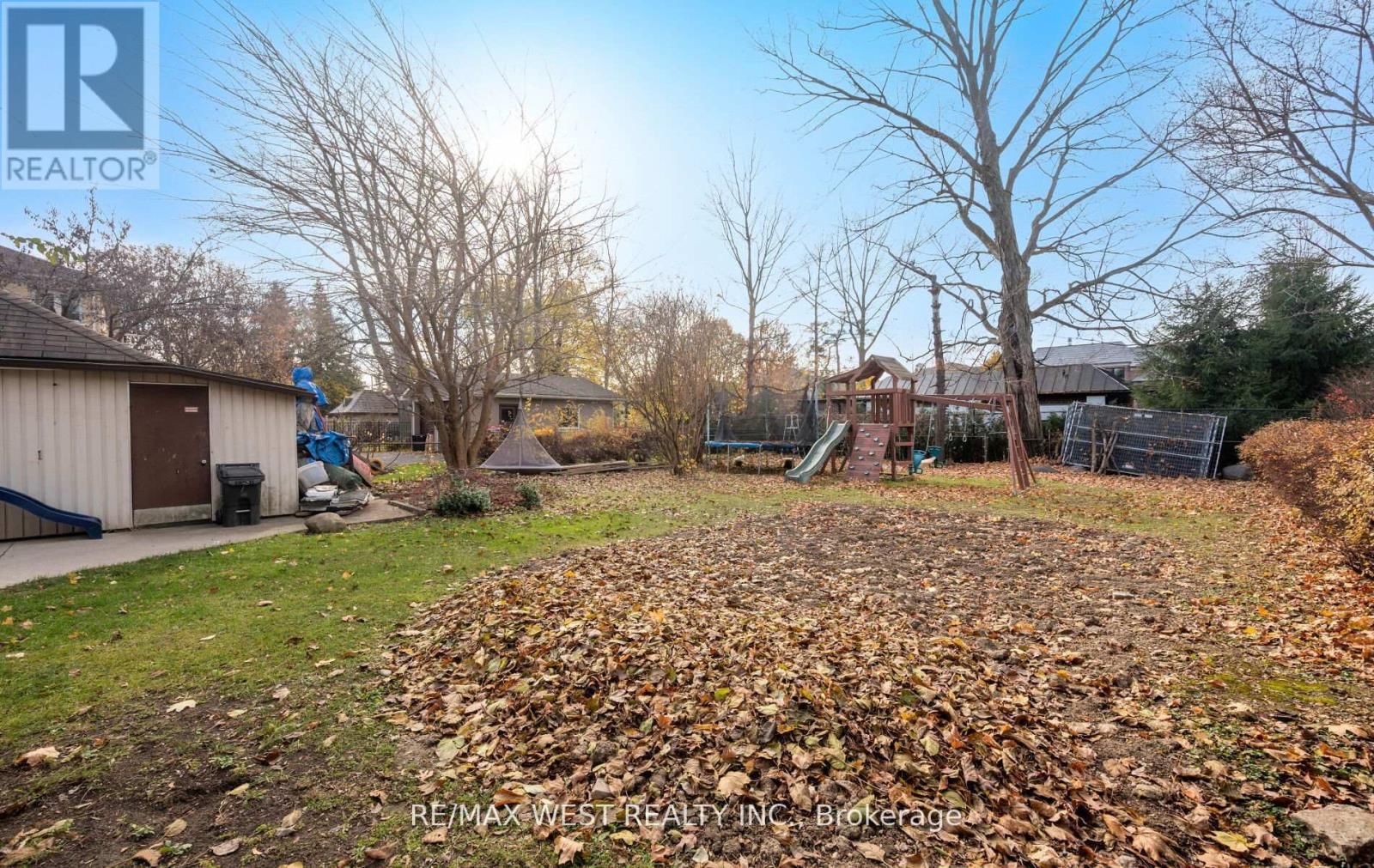 57 WESTGLEN CRESCENT Image 9