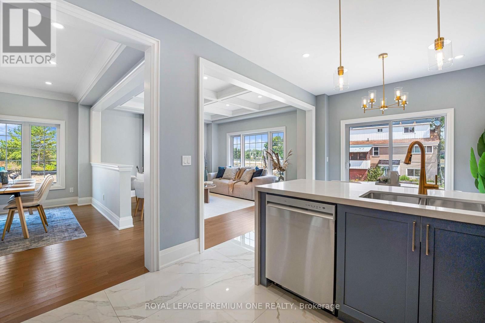 8 JACK KENNY COURT Image 13