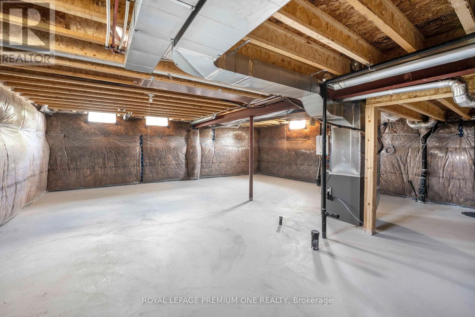 8 JACK KENNY COURT Image 42