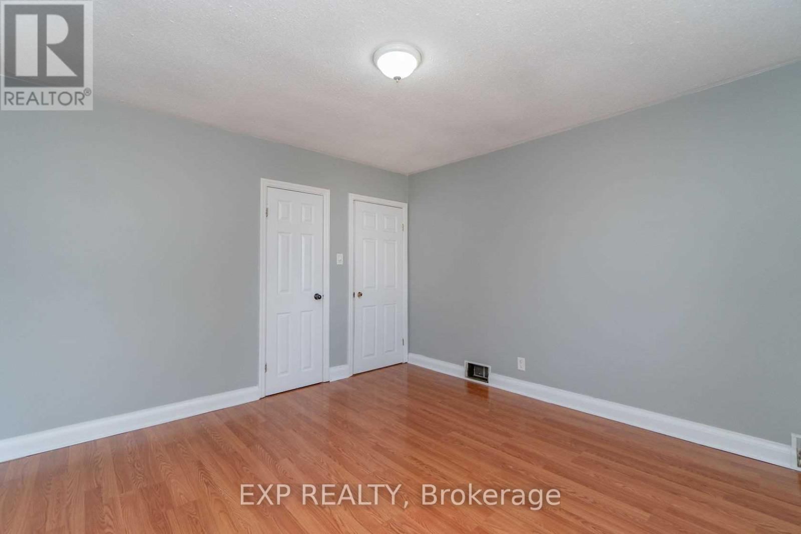 204 JOHN STREET Image 3