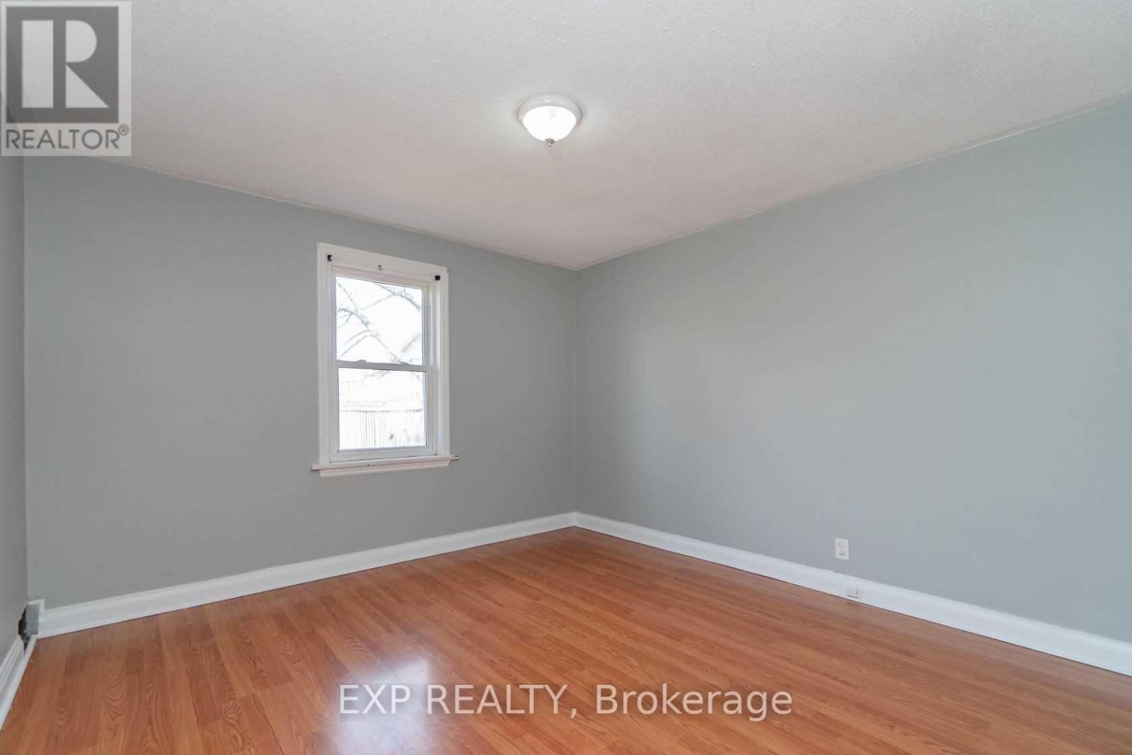 204 JOHN STREET Image 4