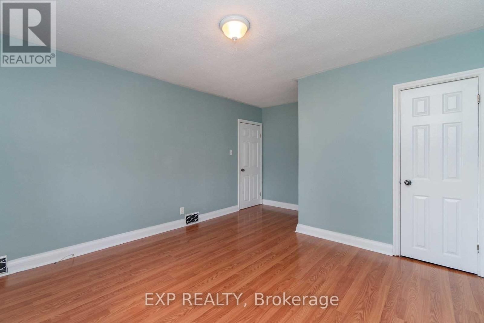 204 JOHN STREET Image 5