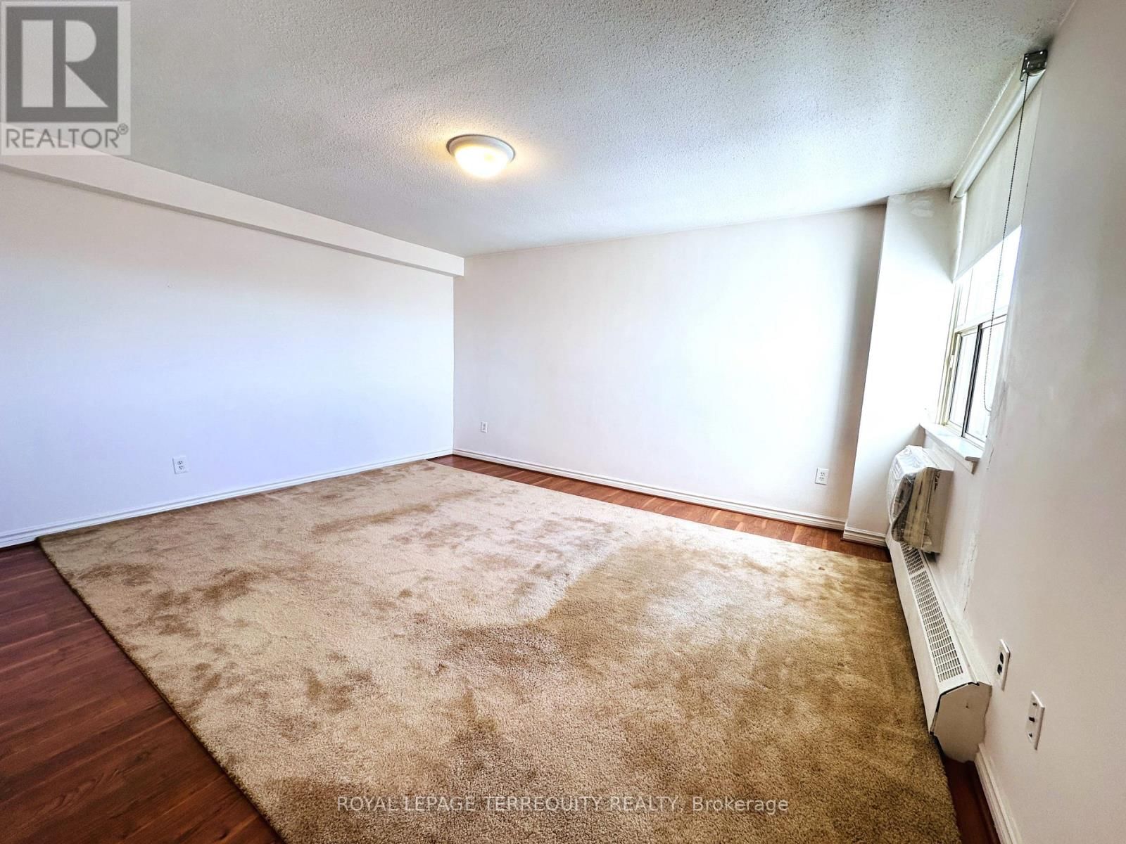 2212 - 155 MARLEE AVENUE Image 10