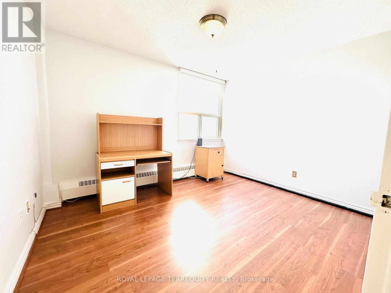 2212 - 155 MARLEE AVENUE Image 14