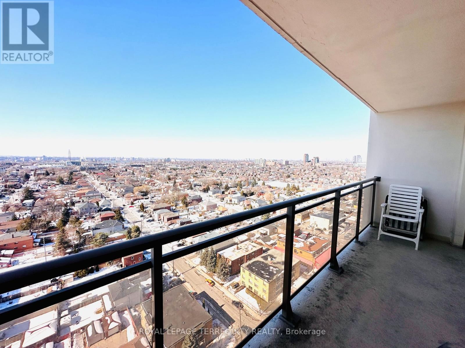 2212 - 155 MARLEE AVENUE Image 19