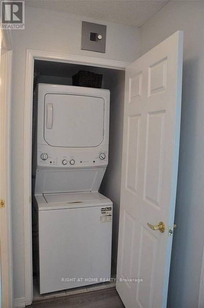 906 - 4900 GLEN ERIN DRIVE Image 11