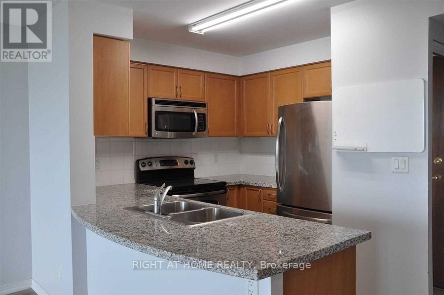 906 - 4900 GLEN ERIN DRIVE Image 9