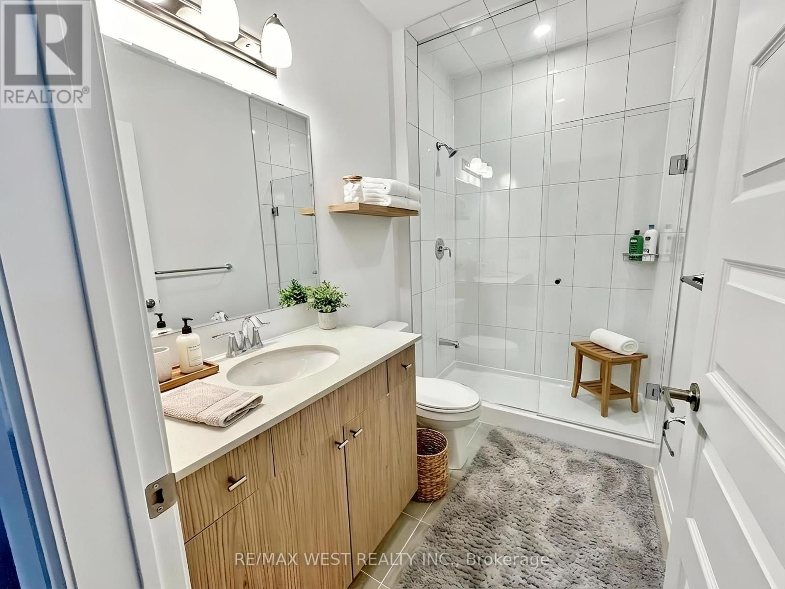 615 - 490 GORDON KRANTZ AVENUE Image 3