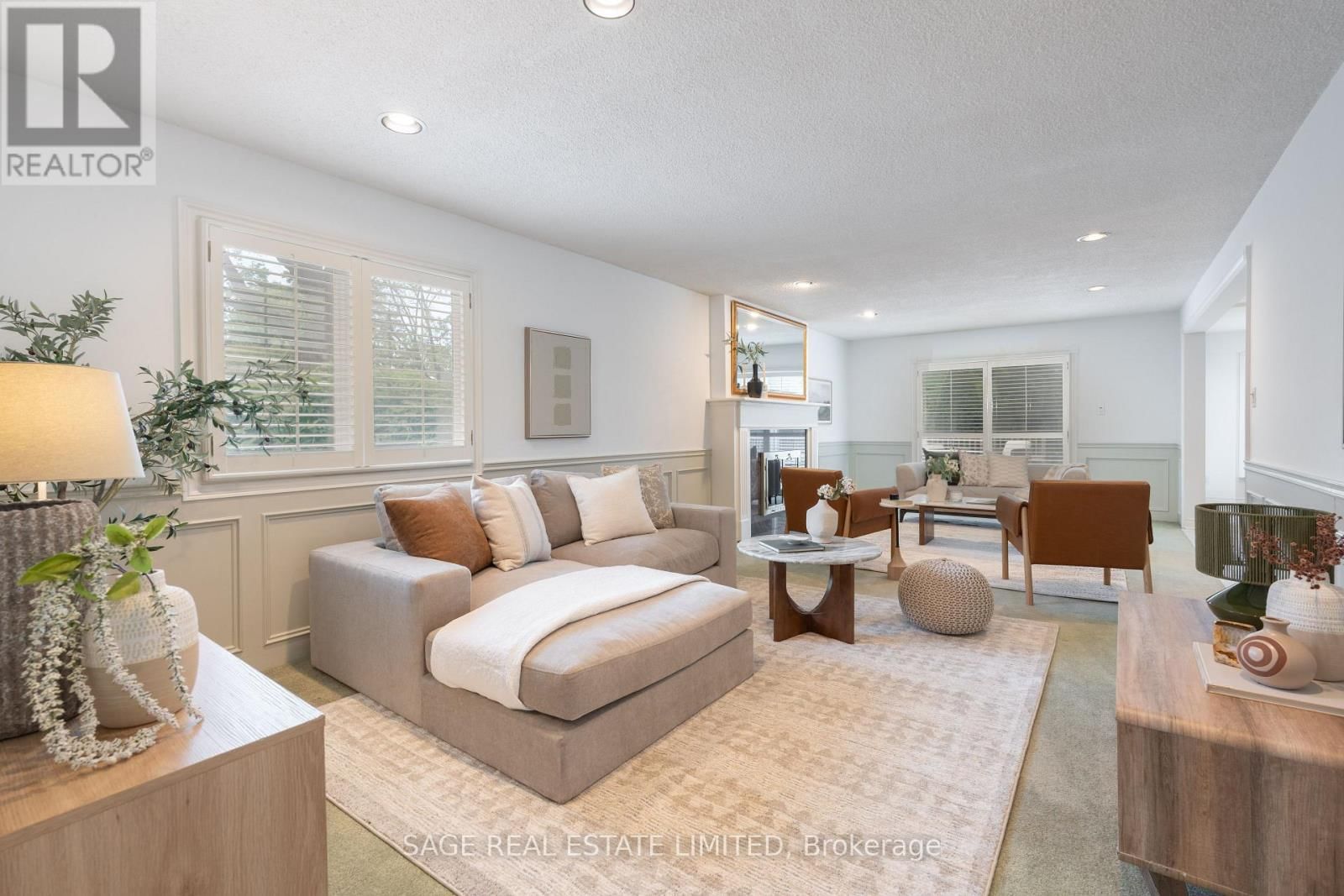 172 BURNHAMTHORPE ROAD Image 14