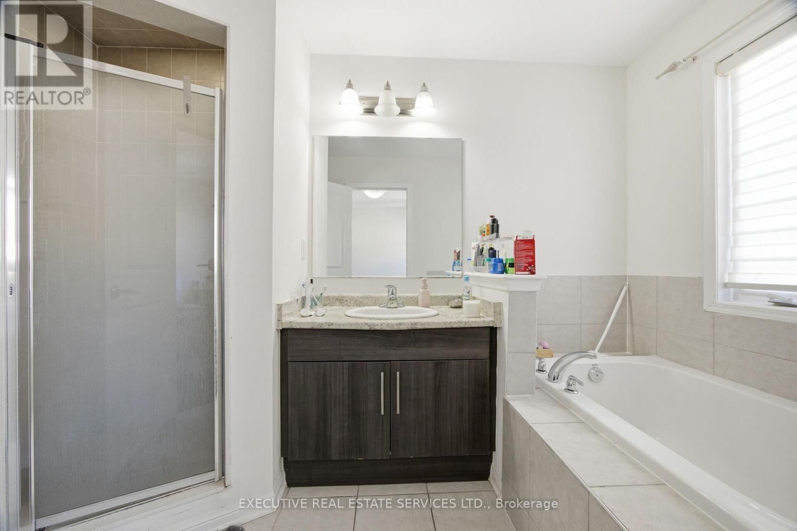 101 MCCLEAVE CRESCENT Image 31