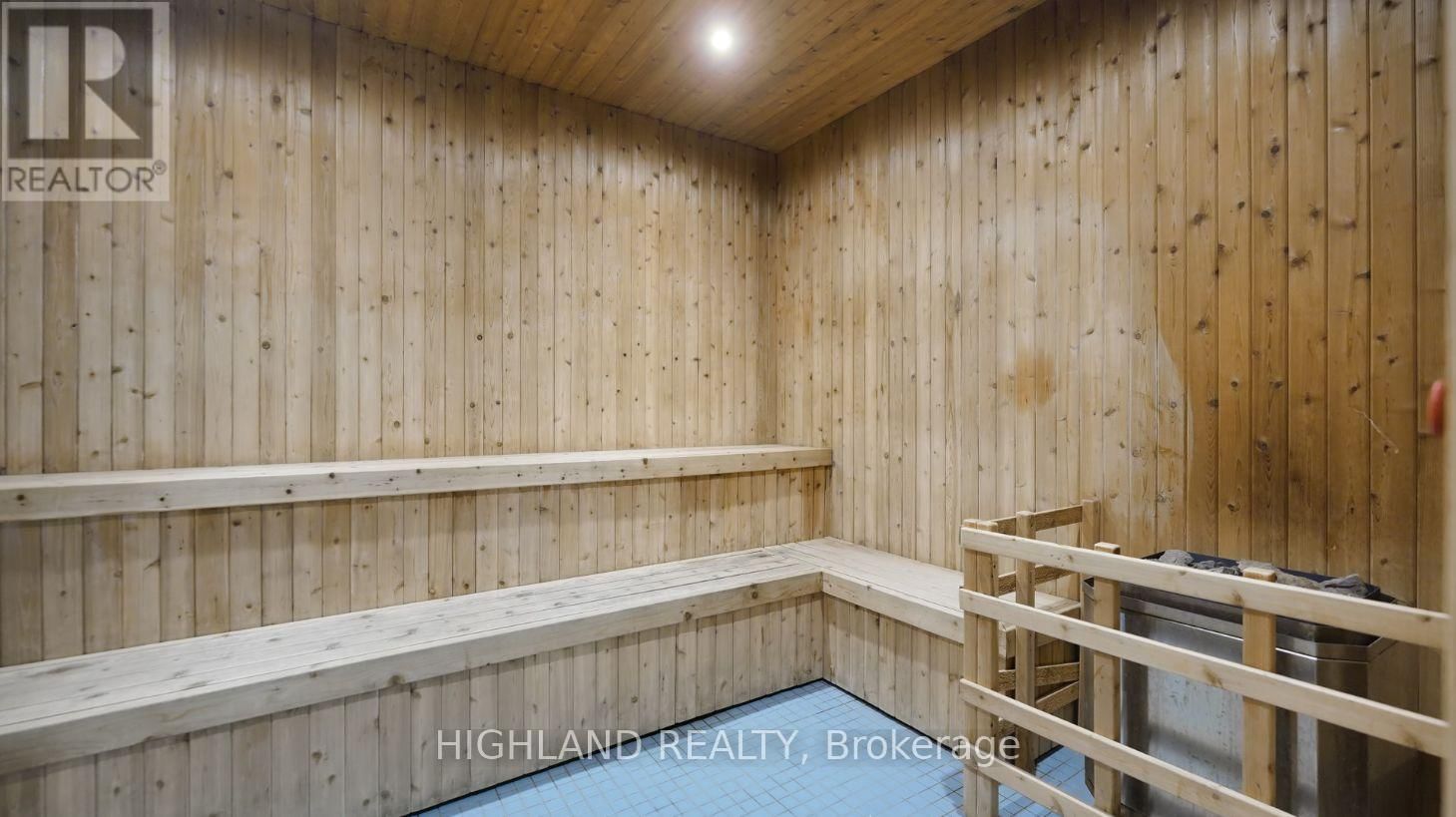 2410 - 510 CURRAN PLACE Image 27