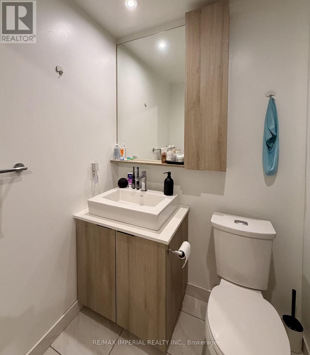 413 - 110 MARINE PARADE DRIVE Image 15