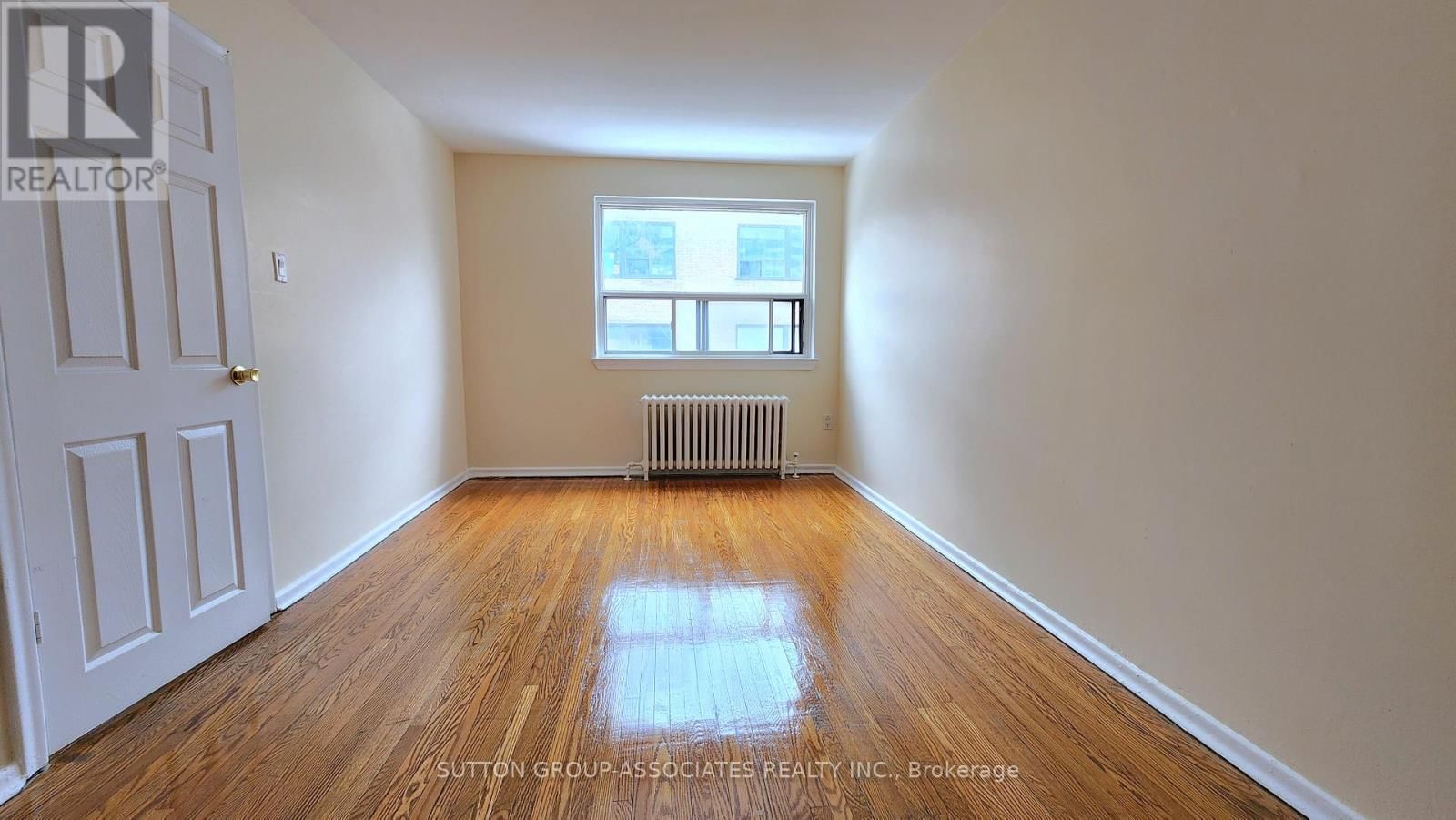 304 - 1 GREENBROOK DRIVE Image 15