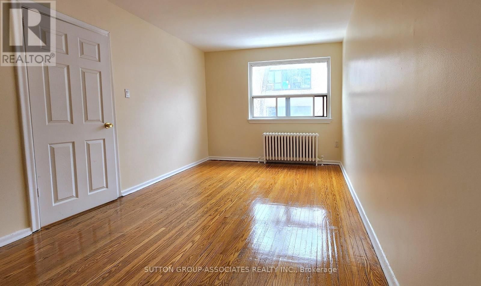 304 - 1 GREENBROOK DRIVE Image 16